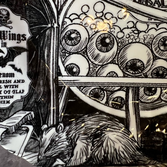 Halloween Boiling Eyeballs Laboratory Salad Plate Spiders Rats Poison Bottles - Picture 6 of 10